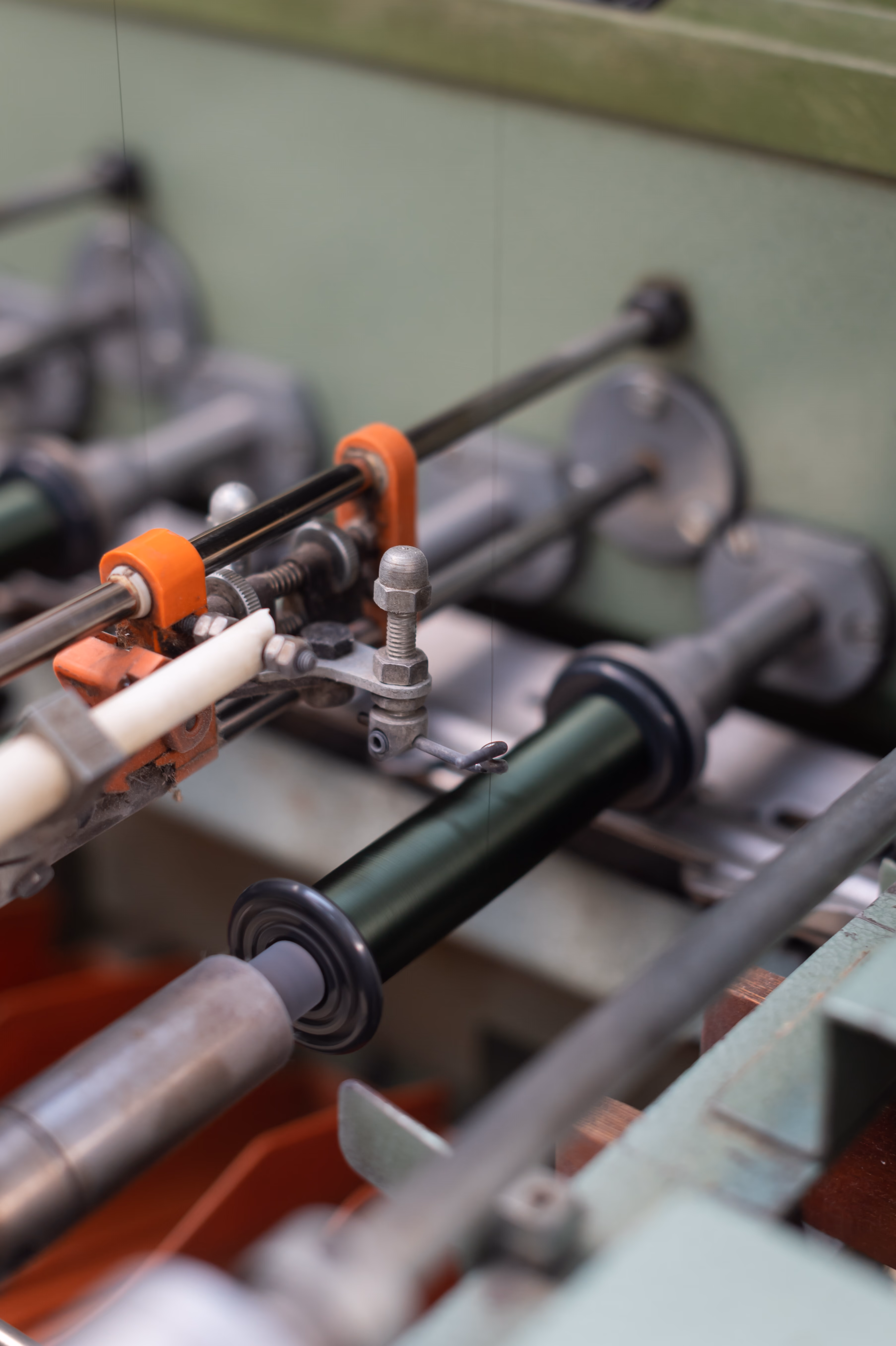 Dévidage des fils de soie à la Manufacture Prelle, Croix-Rousse, Lyon